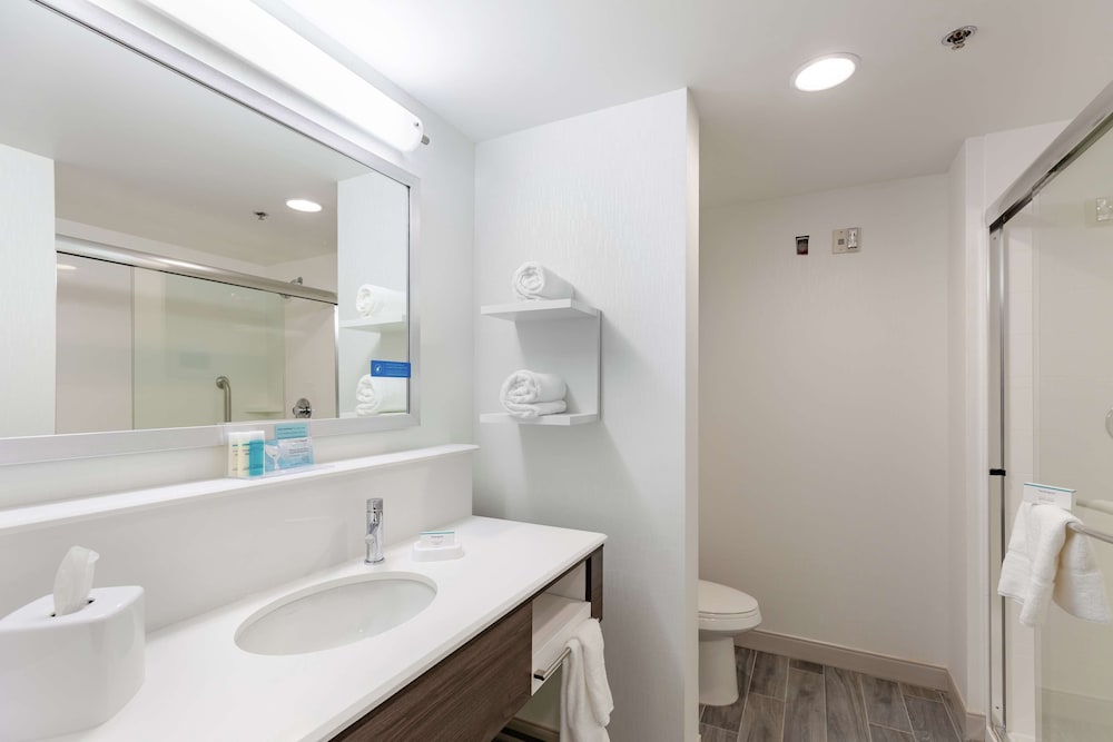 Room, 1 King Bed, Accessible