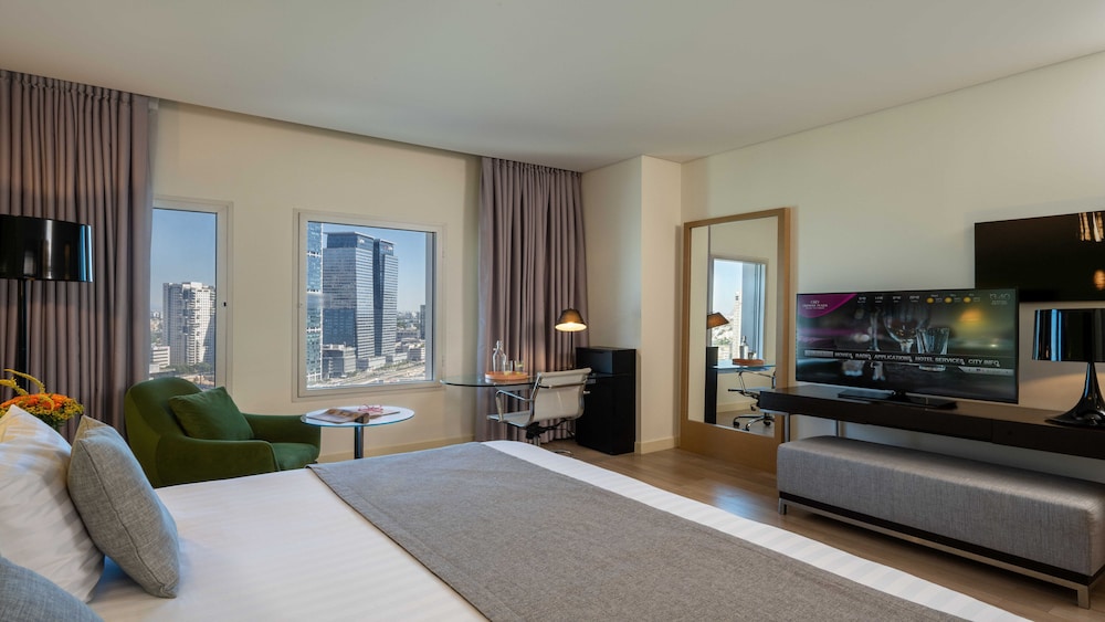Standard Room, 1 King Bed - Photo 2