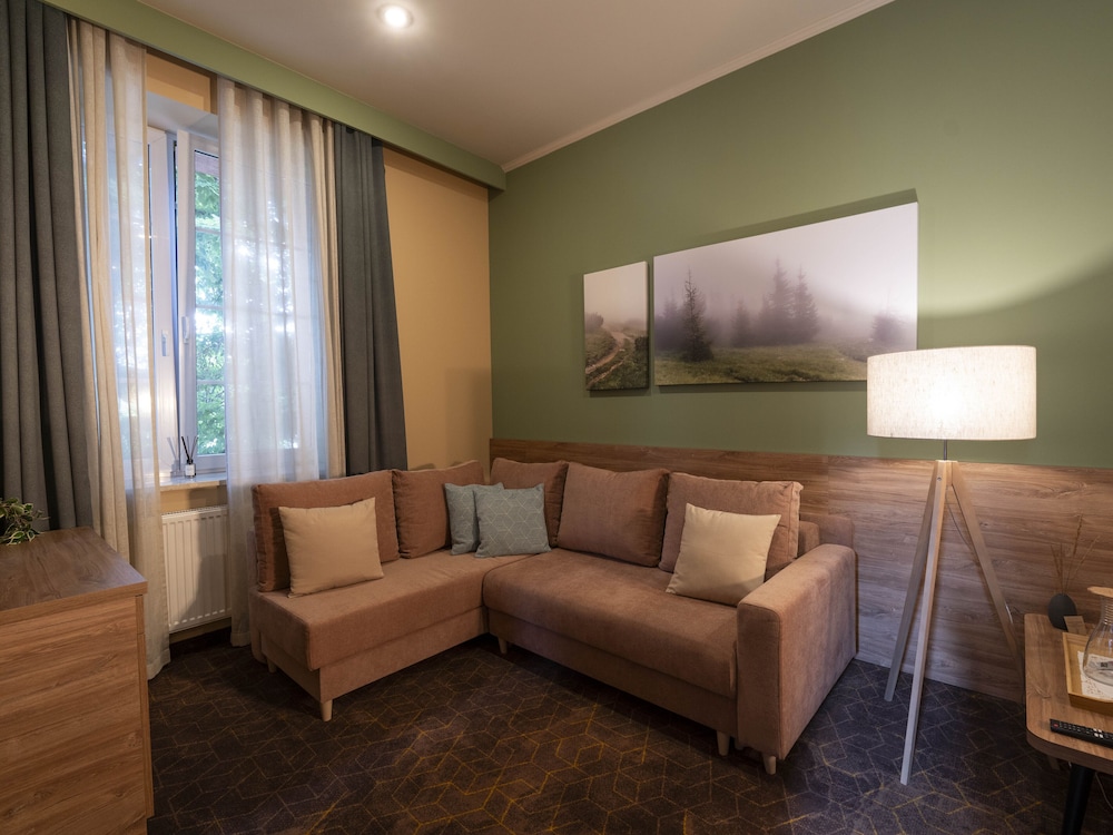 Family Suite, 2 Bedrooms, Private Bathroom