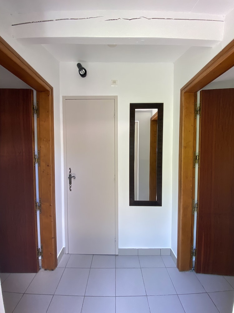 Family Room - Photo 3