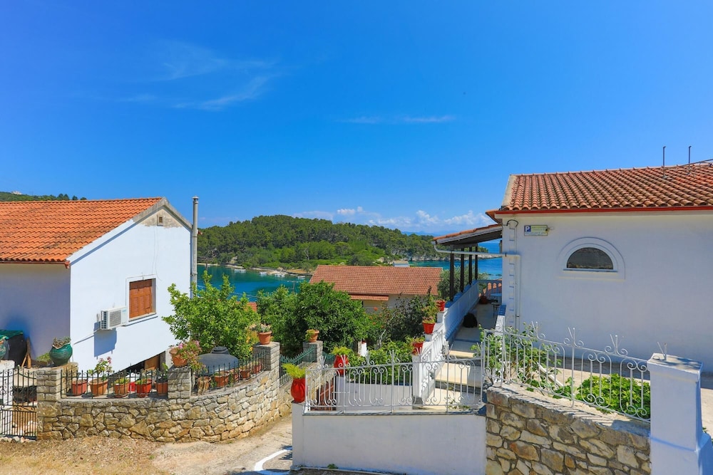Faros Dio Gaios Studio sea Views Private Sun-loungers, Kuva 12