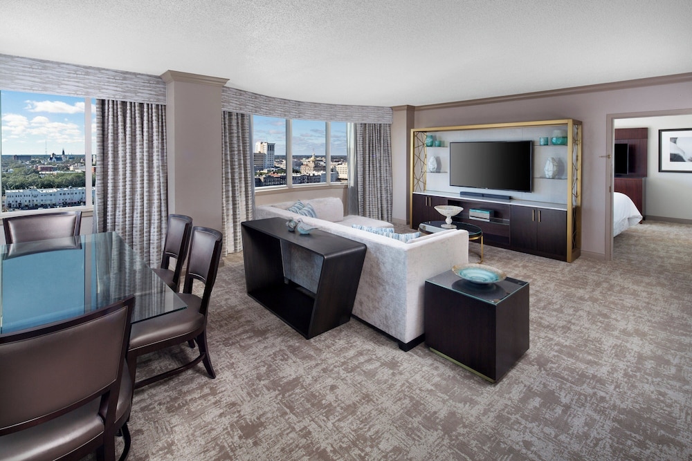 Presidential Suite, 1 Bedroom thumbnail 5