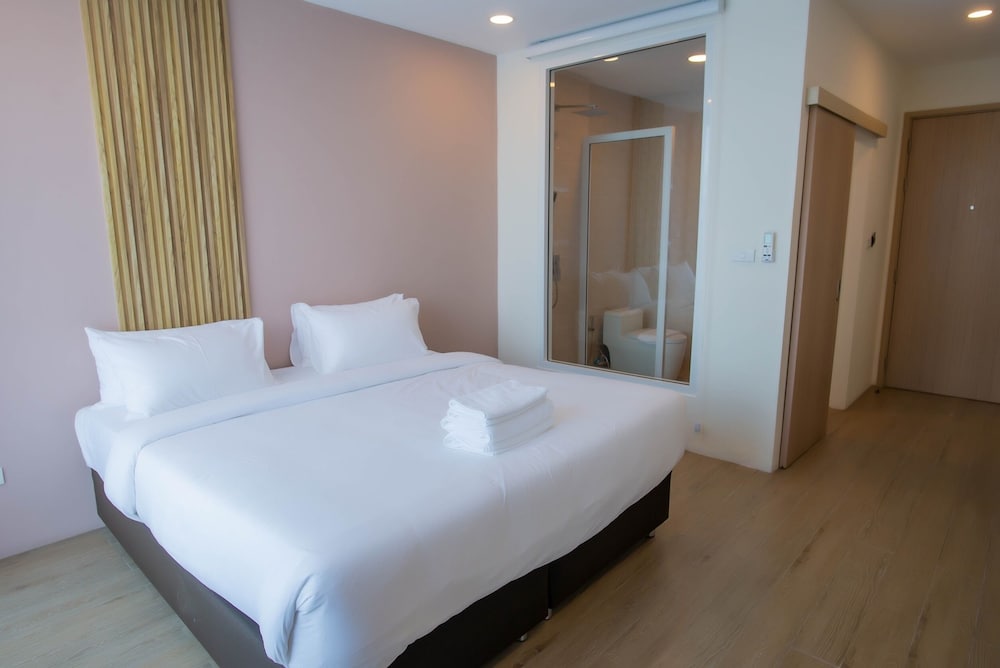 Family Quadruple Room - Photo 1