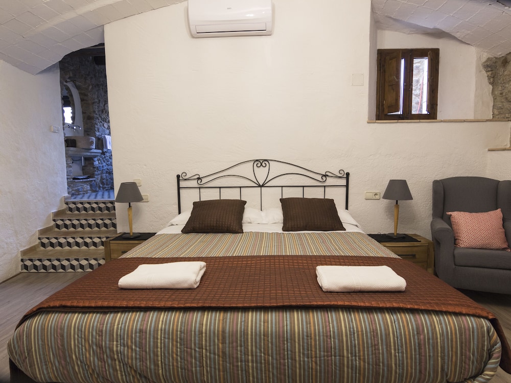 Deluxe Double Room, Private Bathroom
