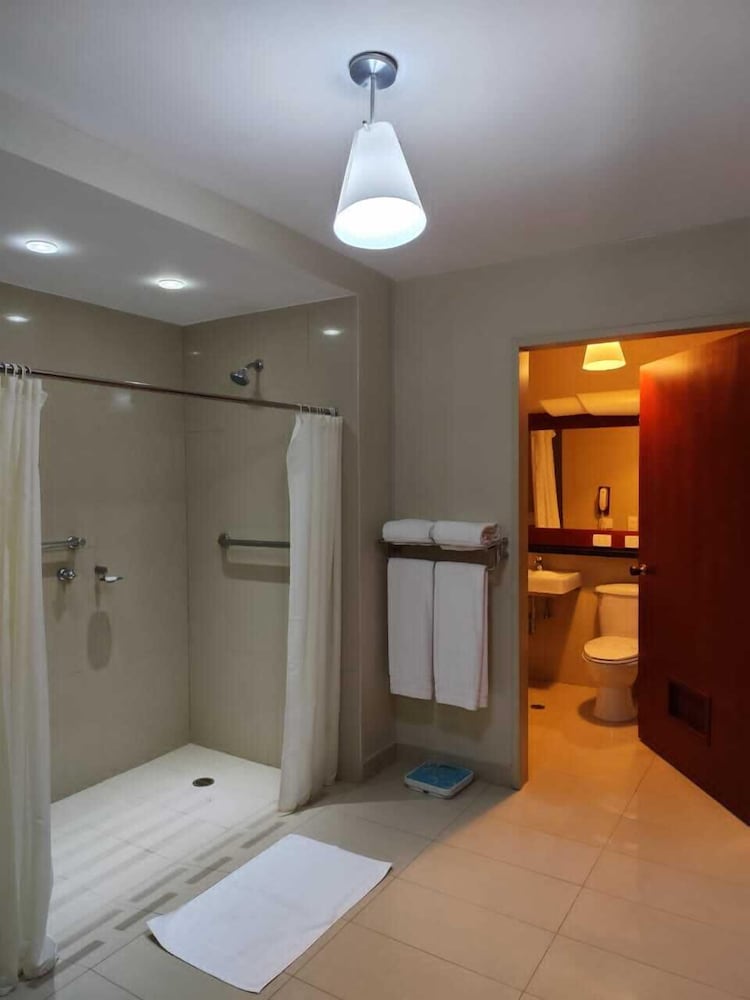 Deluxe Room, City View photo 3