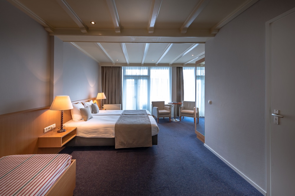 Comfort Room, 2 Single Beds photo 3
