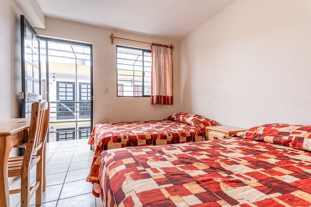 Basic Double Room, 2 Double Beds