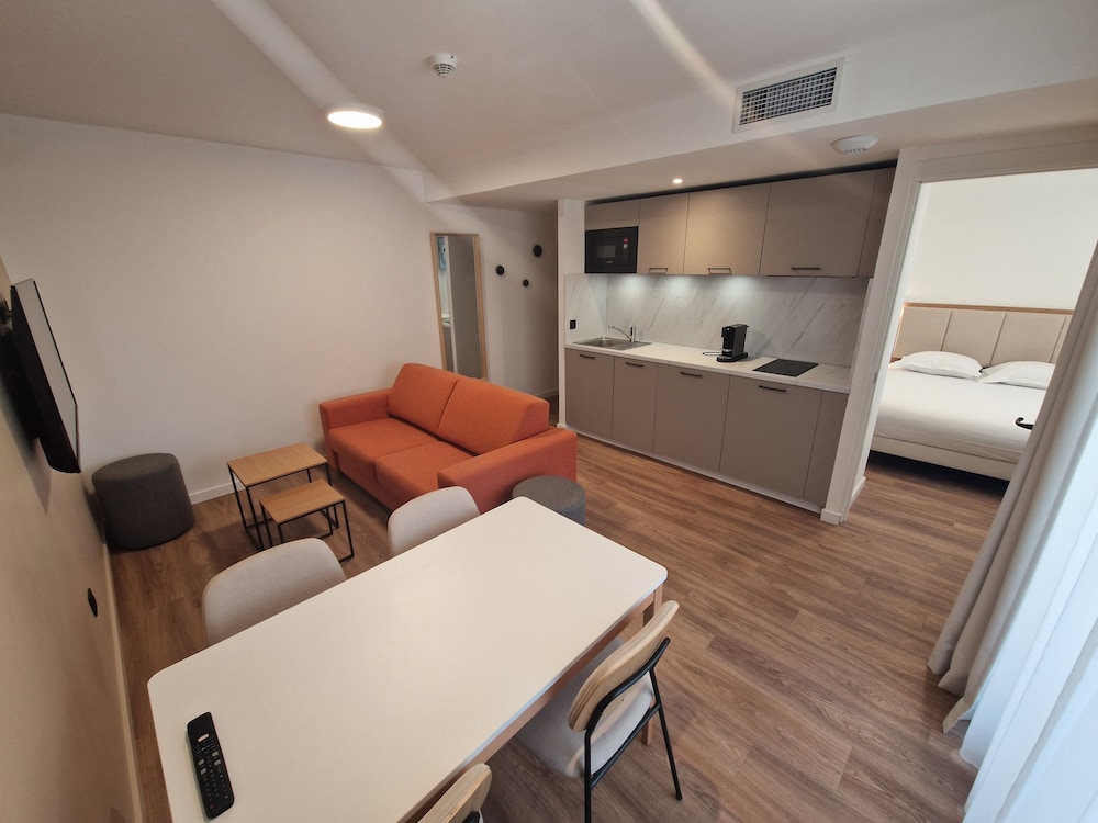 Superior Apartment
