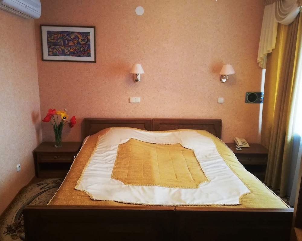 Suite, 2 Twin Beds photo 1