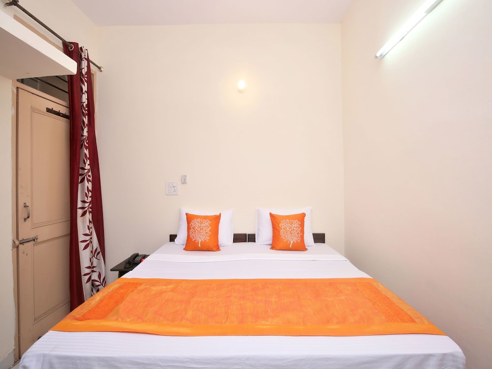 Double Room, 1 Queen Bed photo 2
