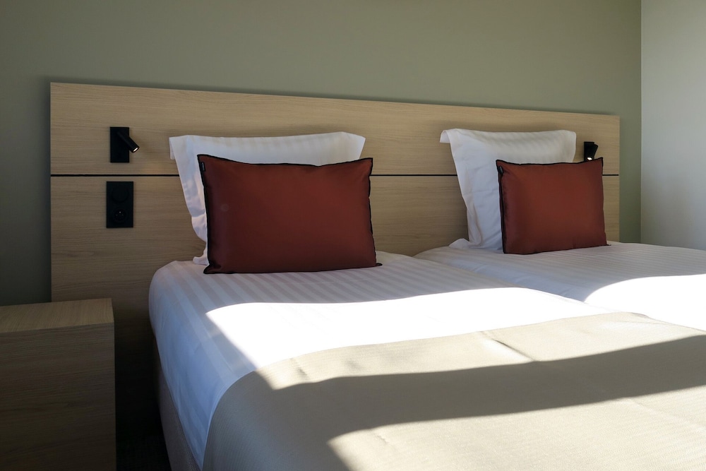 Twin Room - Photo 1