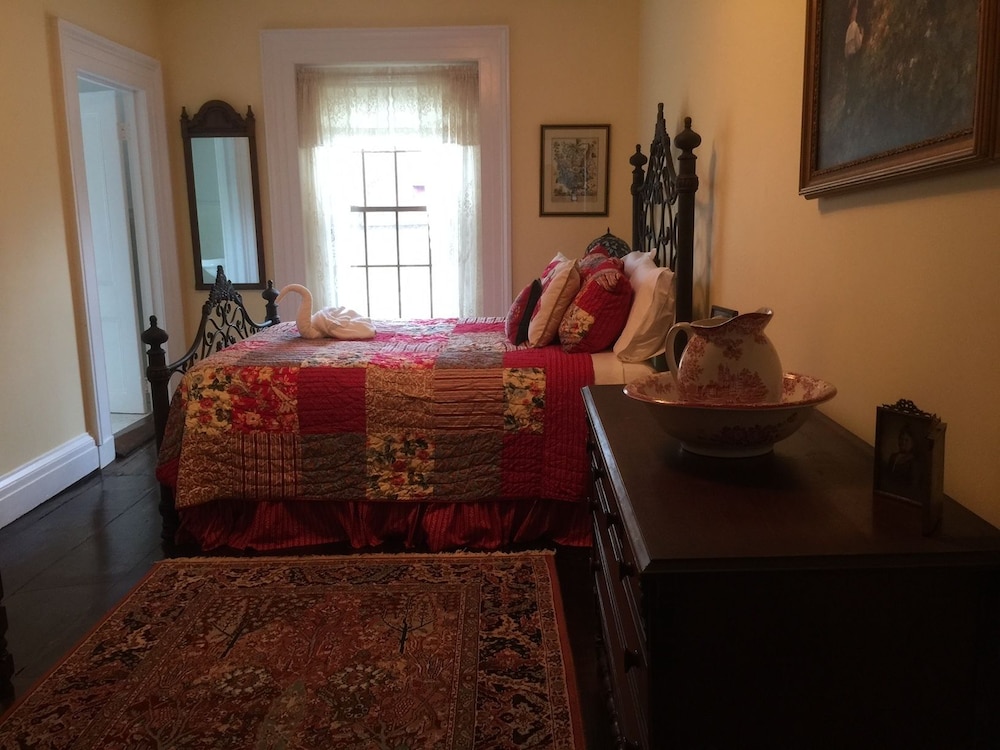 The Benjamin Franklin Room