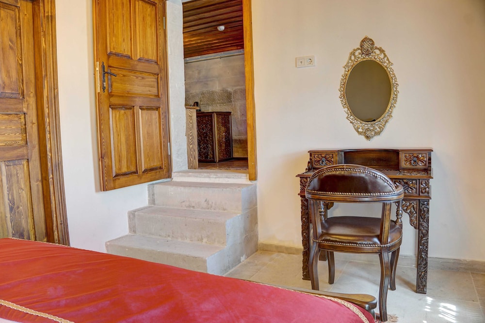 Traditional Room - Photo 11