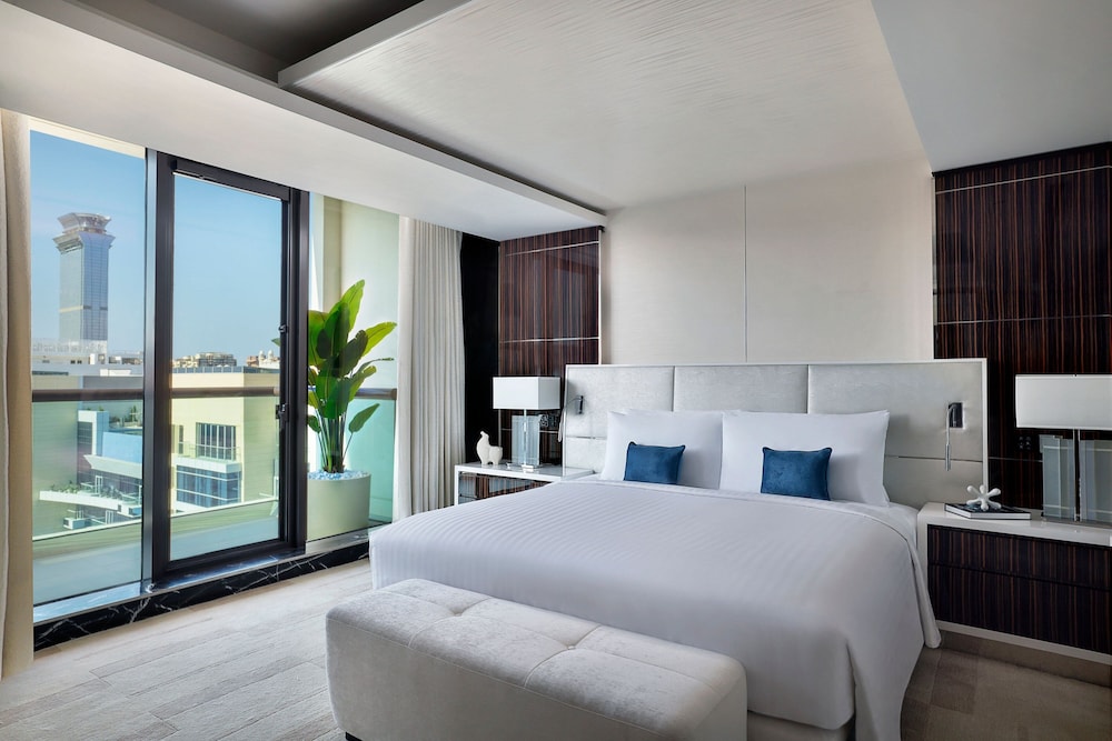 Luxury Penthouse, 1 Double Bed, Sea View (Terrace) thumbnail 6