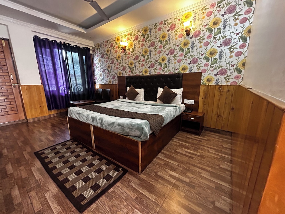 Basic Double Room