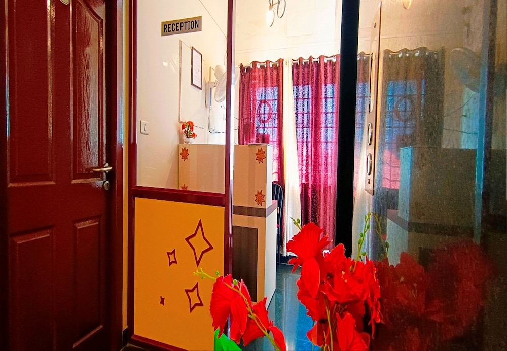 Standard Room (Non AC) photo 2
