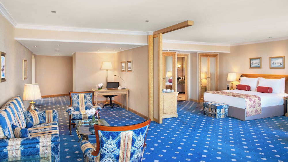 Business Suite, Smoking, Sea View