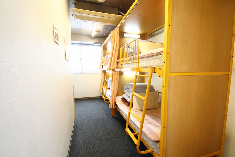 Quadruple Room, Non Smoking photo 3