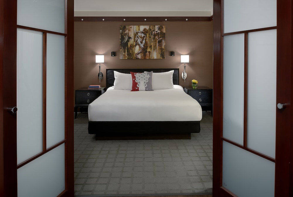 Luxury Suite, 1 Bedroom - Photo 2