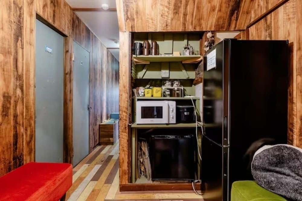 Superior Japanese Style Room with Shared Bathroom (Rainbow) photo 2