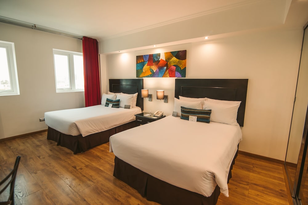 Senior Suite, 2 Double Beds photo 1