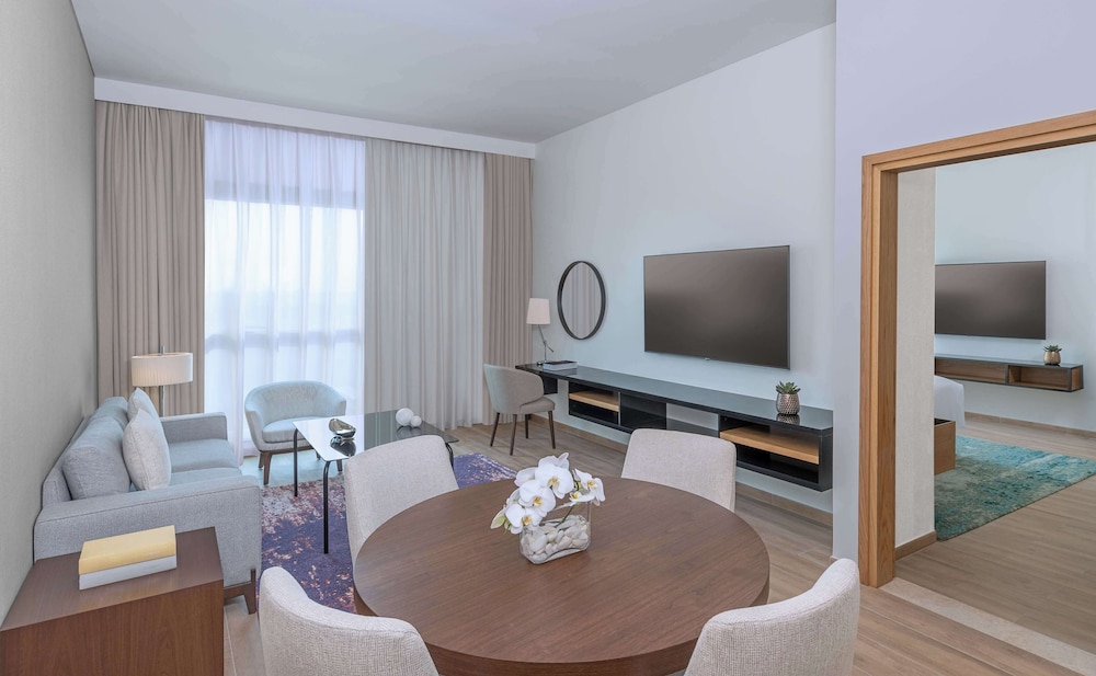 Regency, Suite - Photo 1