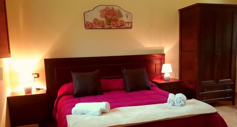 Classic Cottage, 1 Queen Bed with Sofa bed, Accessible, Non Smoking photo 1