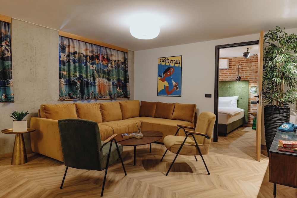 Deluxe Apartment, 2 Bedrooms - Photo 5