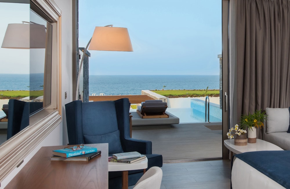 Supreme Suite Sea View with Private Pool (two floors)