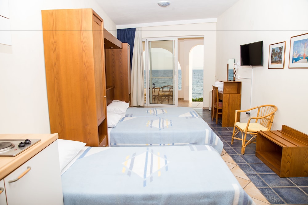 Superior Double Room, Sea View photo 1