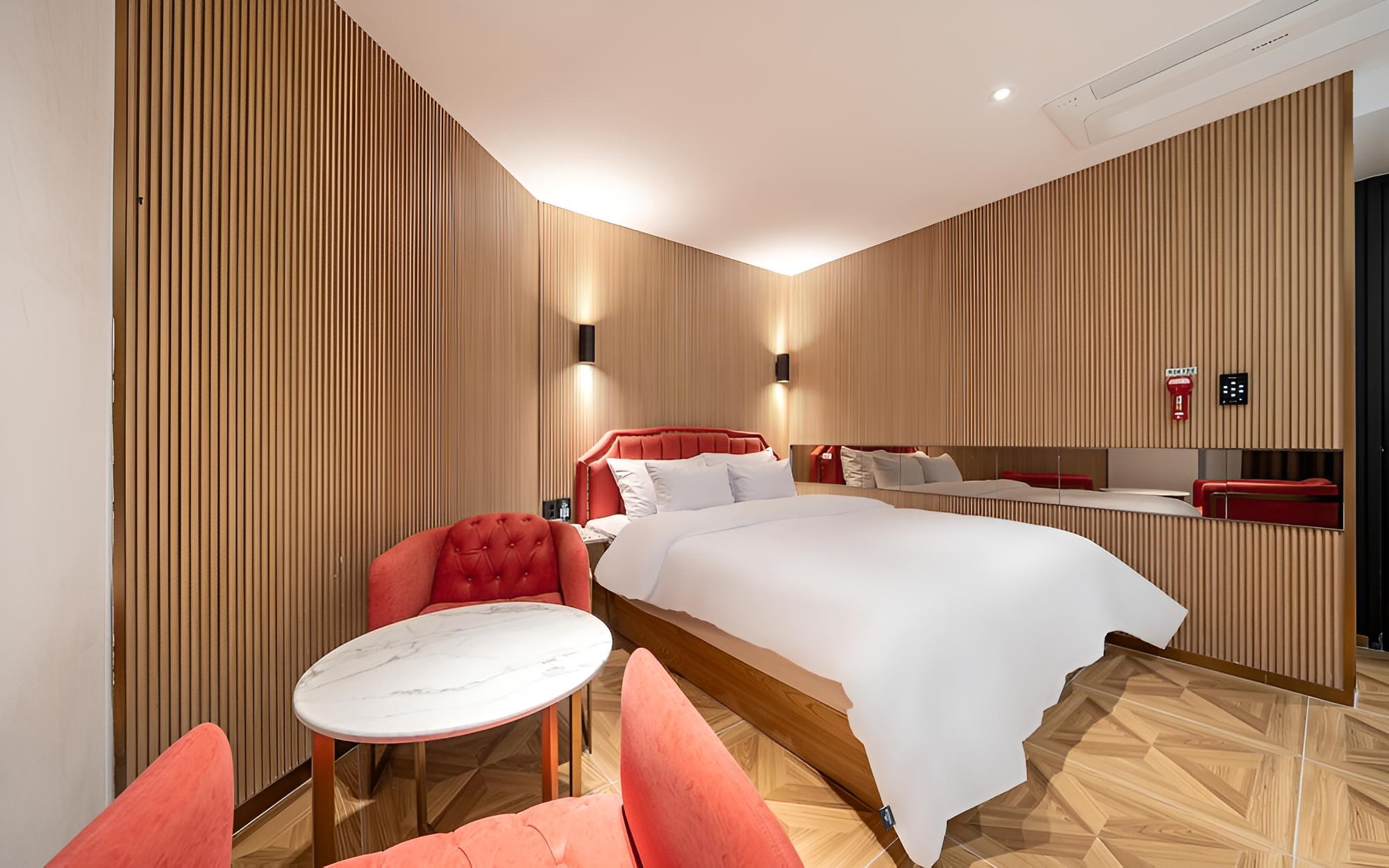 Room (Styler (Air Dresser OTT)) - Photo 1
