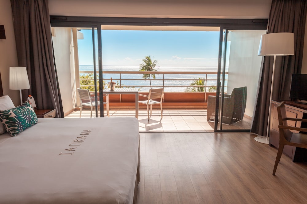 Deluxe Room, Ocean View