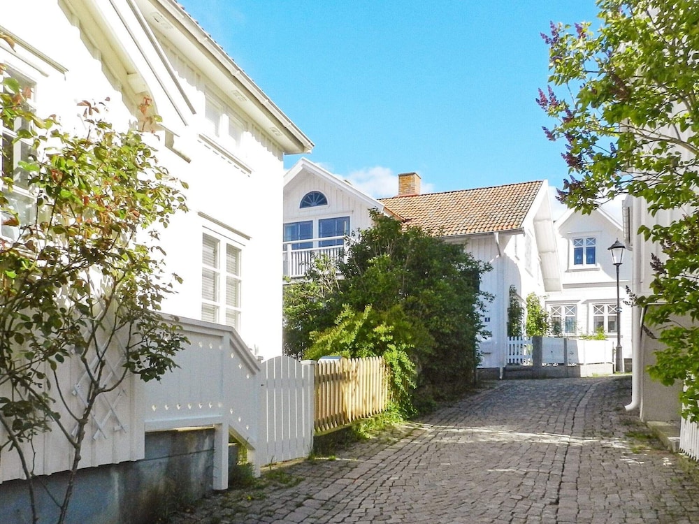 House photo 2