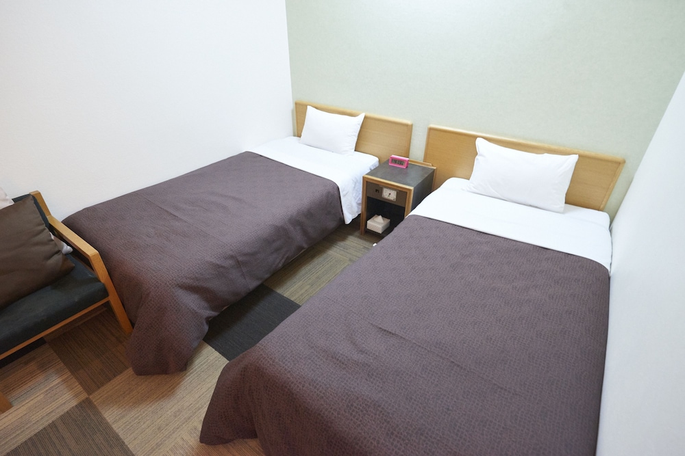 Business Twin Room, Non-Smoking photo 1