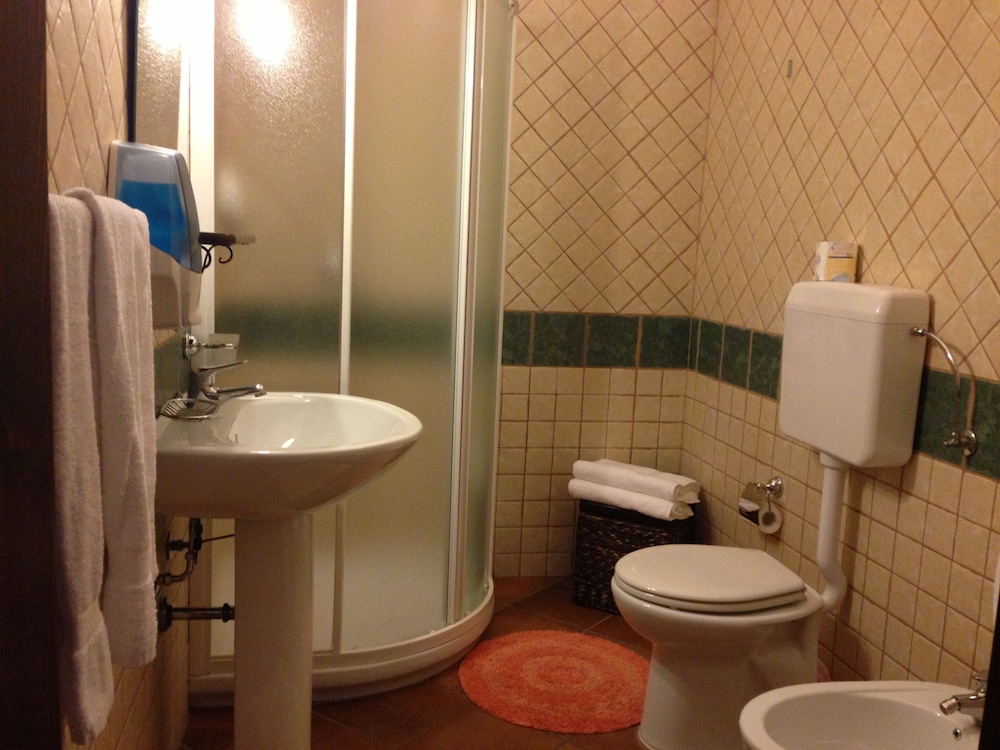 Quadruple Room photo 3