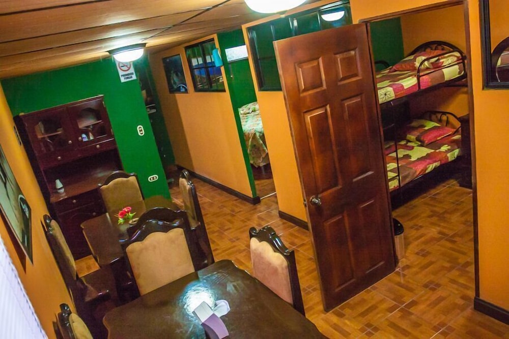 Family Room, Multiple Beds, Non Smoking