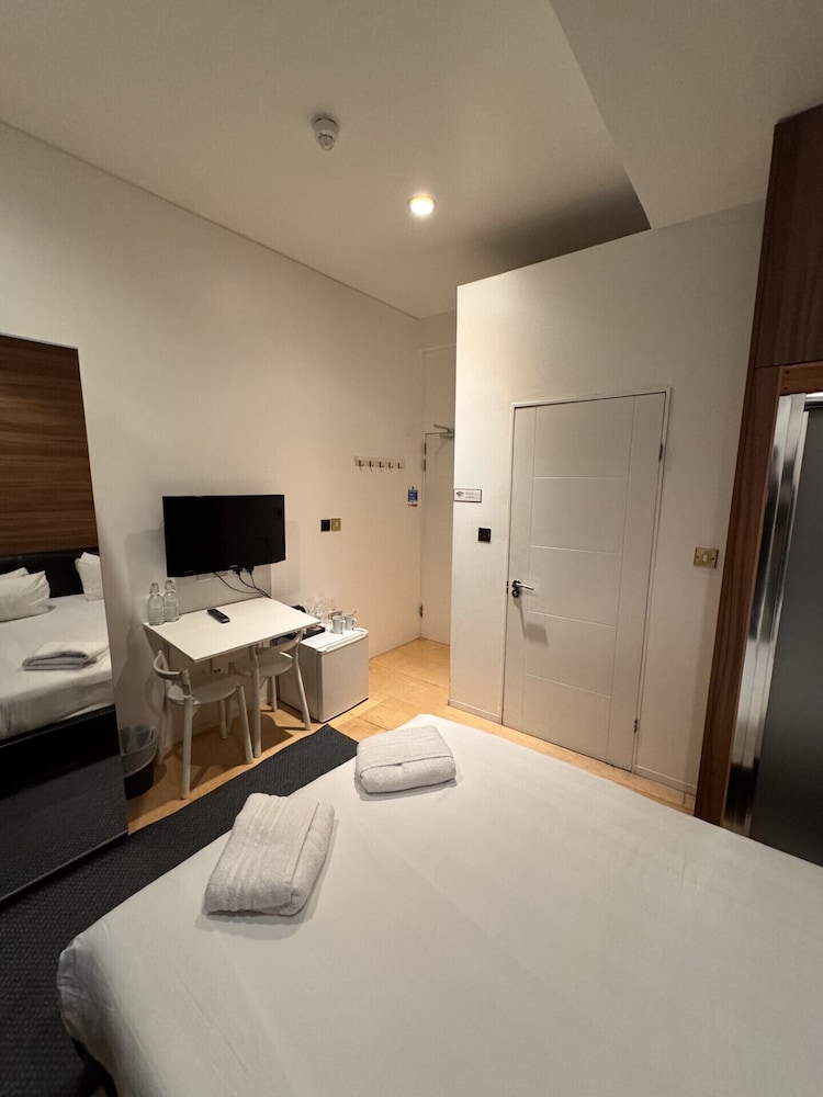 Economy Suite, Private Bathroom (Jacobson Suite) photo 2