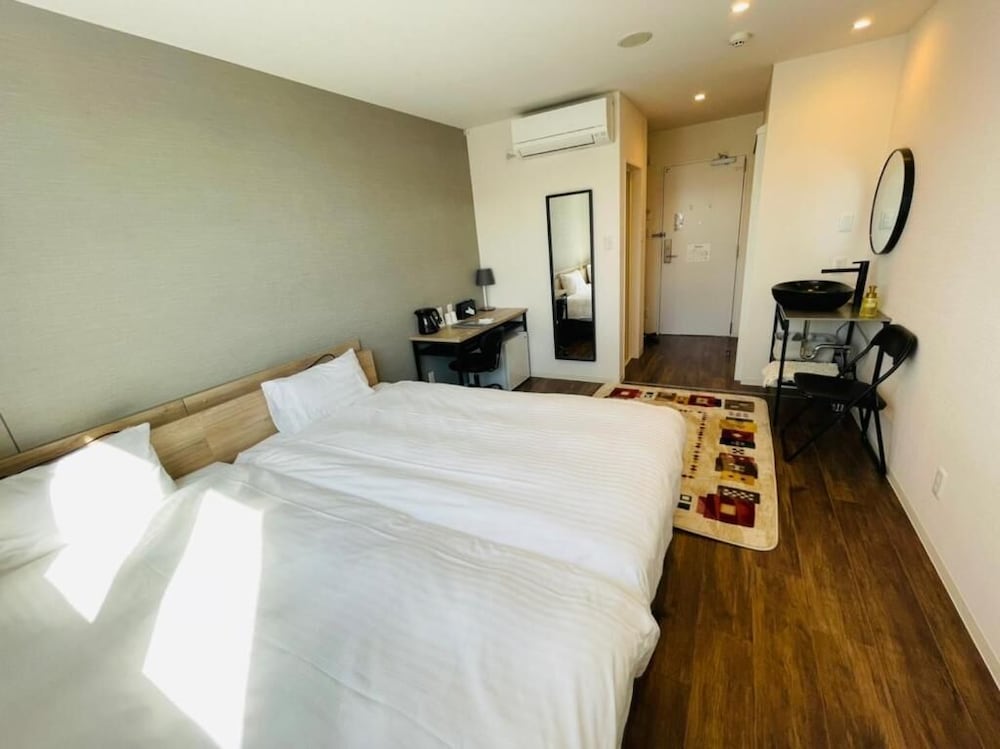 Standard Double room (Non-Smoking)
