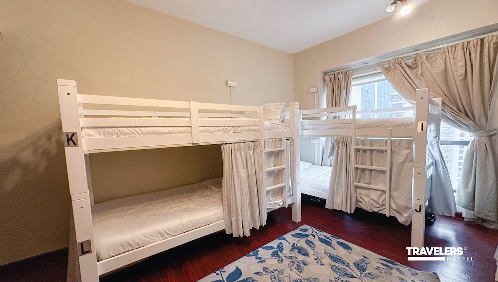 Bunk Bed in 8-bed Mixed Dormitory Room - R2 photo 2