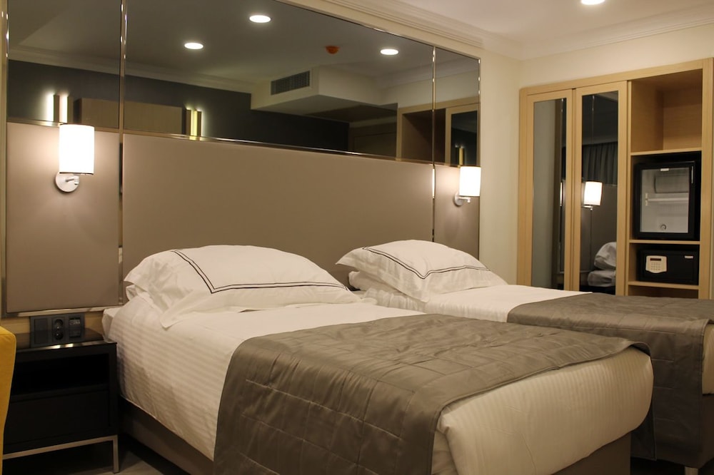 Suite photo 1