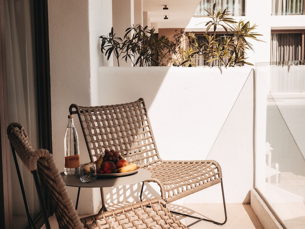 Deluxe Double Room, Balcony, Pool View