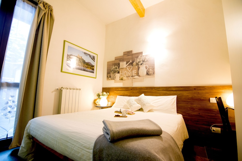 Comfort Double or Twin Room, Patio, Ground Floor photo 2