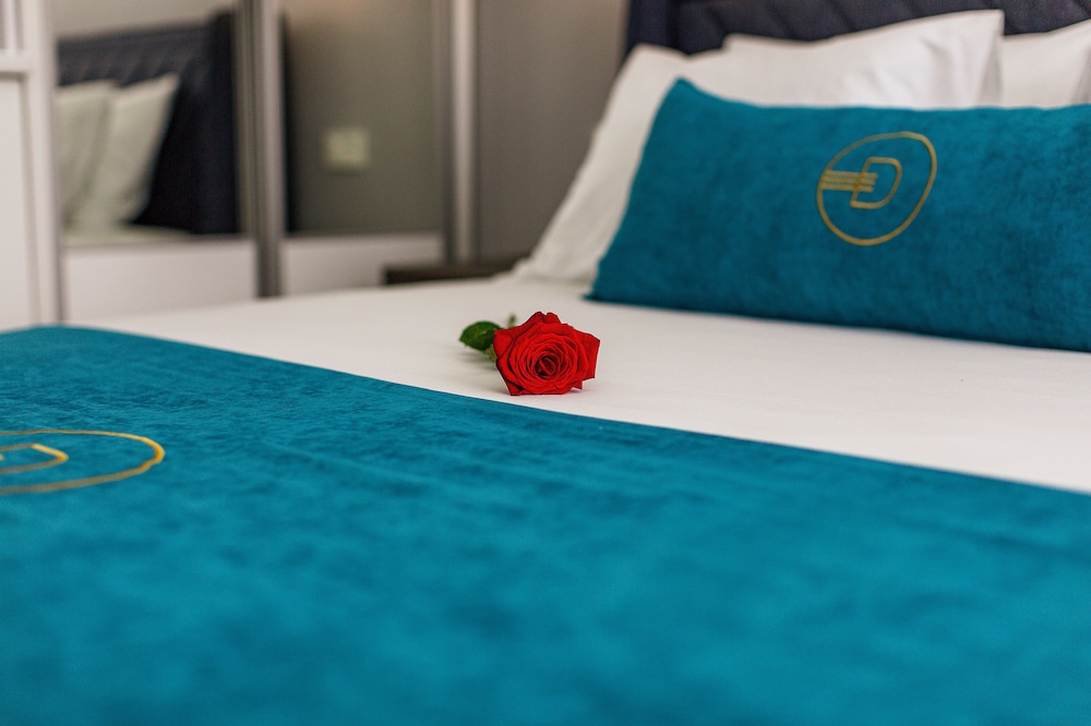Deluxe Room - Photo 3