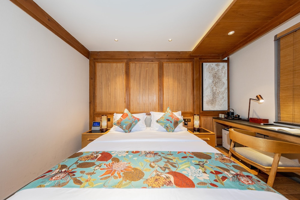 Comfort Double Room, Garden View