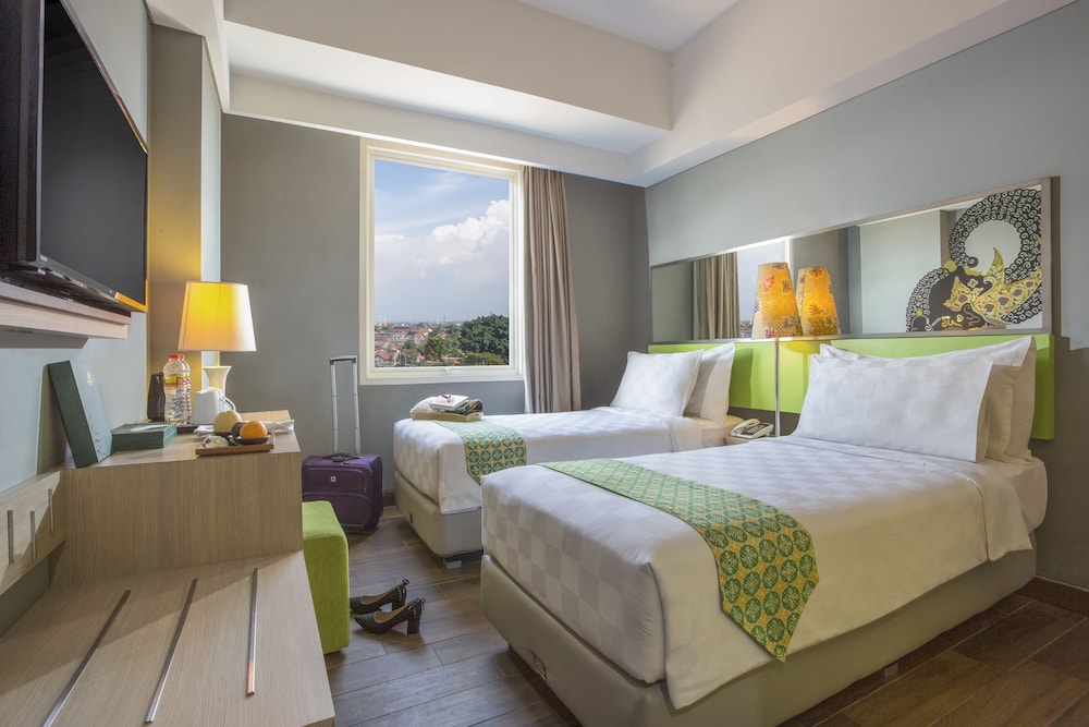 Deluxe Twin Room (Breakfast For 1 Pax) photo 1