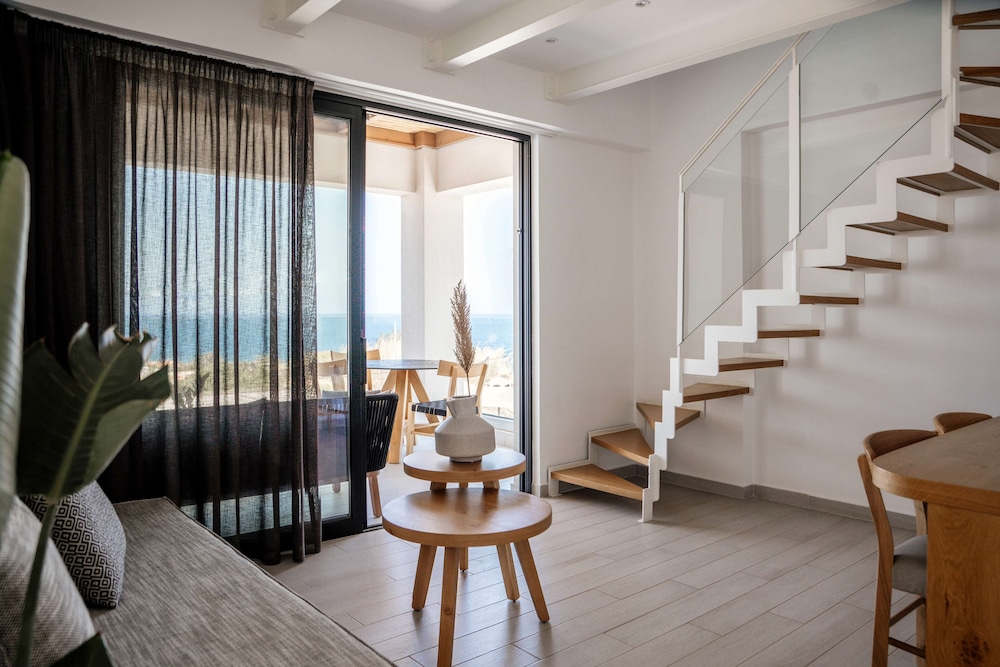 Deluxe Maisonette Sea View - Photo 6