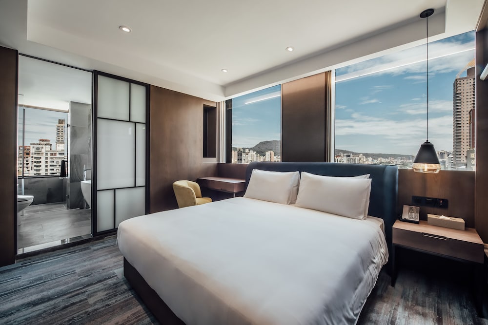 Luxury Double Room, River View