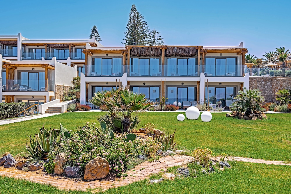 Superior Double Room, Garden View