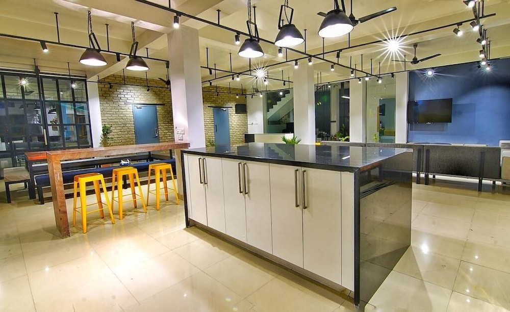 Shared Dormitory, 6 Bedrooms photo 2