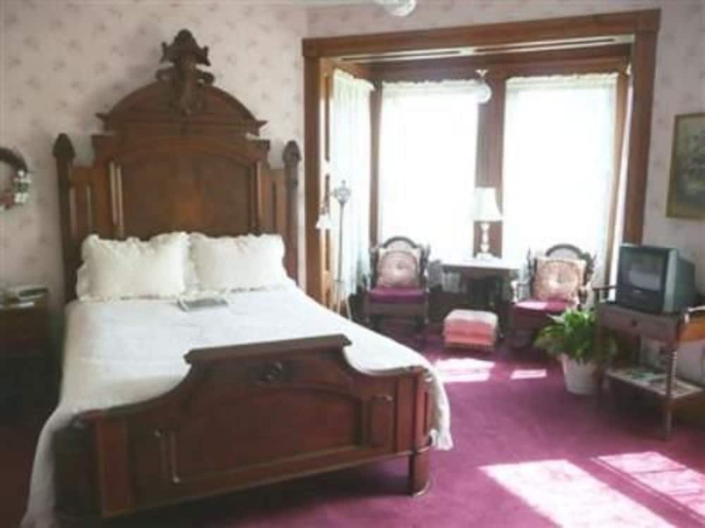 Room photo 2